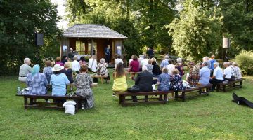 Andra Grīnberga grāmatas “Nemainīgs ir tikai gaišums ”  atvēršana