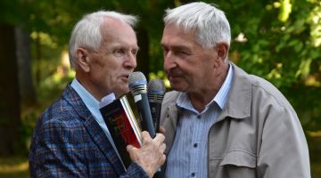 Andra Grīnberga grāmatas “Nemainīgs ir tikai gaišums ”  atvēršana