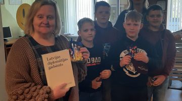 Eiropas diena Salas bibliotēkā kopā ar Salas vidusskolas skolēniem