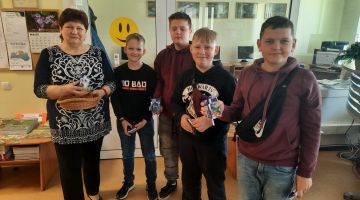 Eiropas diena Salas bibliotēkā kopā ar Salas vidusskolas skolēniem
