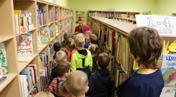 Ciemos bibliotēkā PII 