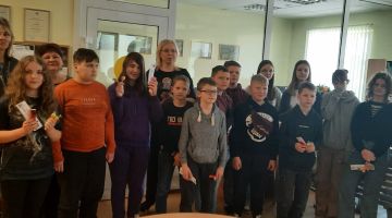 Eiropas diena Salas bibliotēkā kopā ar Salas vidusskolas skolēniem