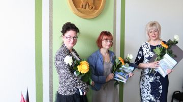 Jēkabpils pašvaldība pasniedz apbalvojumus bibliotēkas darbiniekiem