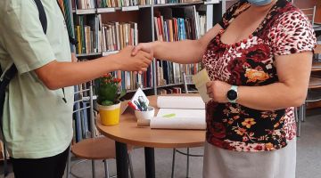 Atjautības spēles “Ceļo bibliotēkas plauktos” balvu ieguvēji 