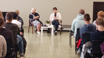 Tikšanās ar dzejnieku, mūziķi un dramaturgu Aleksandru Baronu: Trīs mākslas, viena sirds