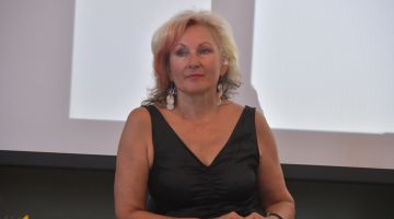 Dzejas lasījumi “Dzeja elpo vārdos