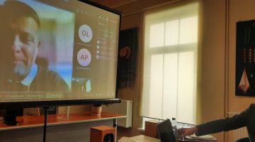 Saruna par aktuāliem Eiropas Savienības jautājumiem un mācības par digitālajām prasmēm