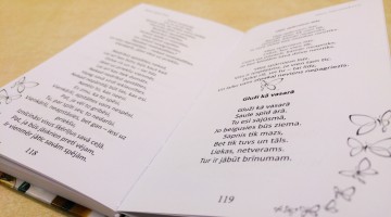 15.06. Dzejas grāmatiņa