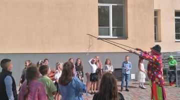 Zinību dienās pasākums pie superīgajiem skolēniem no 3.e klases!