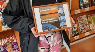 Atjautības spēles “Ceļo bibliotēkas plauktos” balvu ieguvēji 