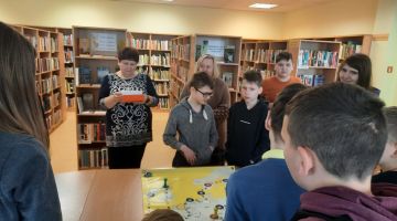 Eiropas diena Salas bibliotēkā kopā ar Salas vidusskolas skolēniem