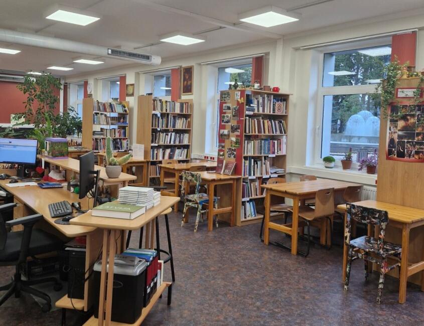 Skolu bibliotēkas