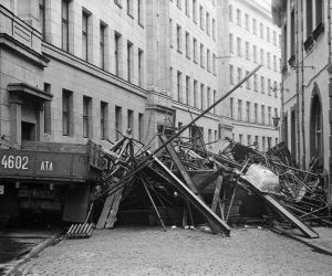 BARIKĀDES – BRĪVĪBAS ĶĪLIS. DAIGA KALNIŅA, fotogrāfe, žurnāliste, skolotāja