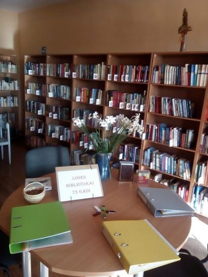 Lones bibliotēkai - 75