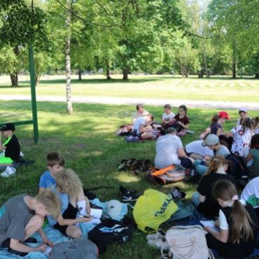FOTO MIRKĻI – JNGB BĒRNU UN JAUNIEŠU NODAĻA